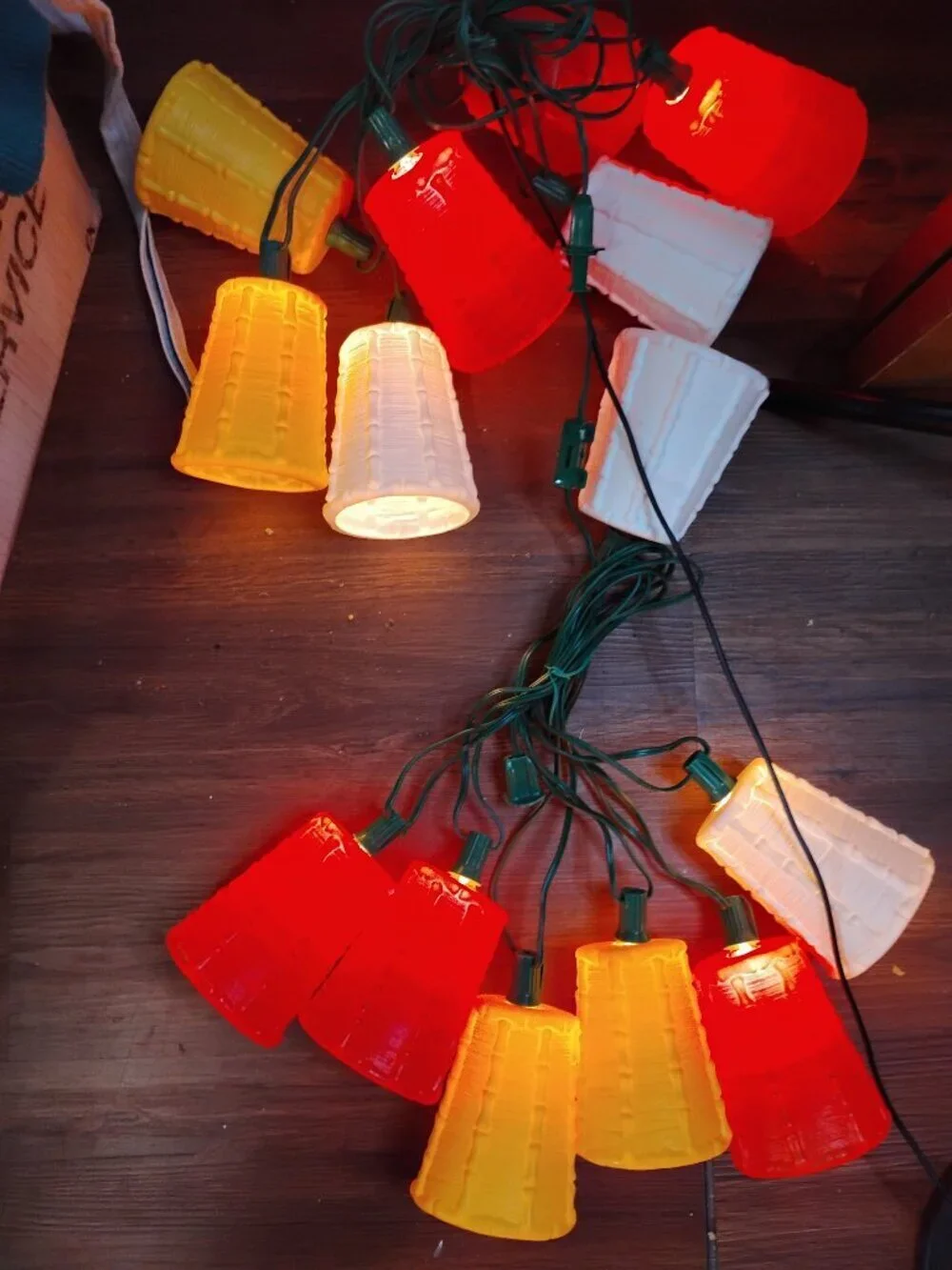 Vintage Blow Mold Plastic Tiki String Of 7 Lights Patio Camping Party Bamboo